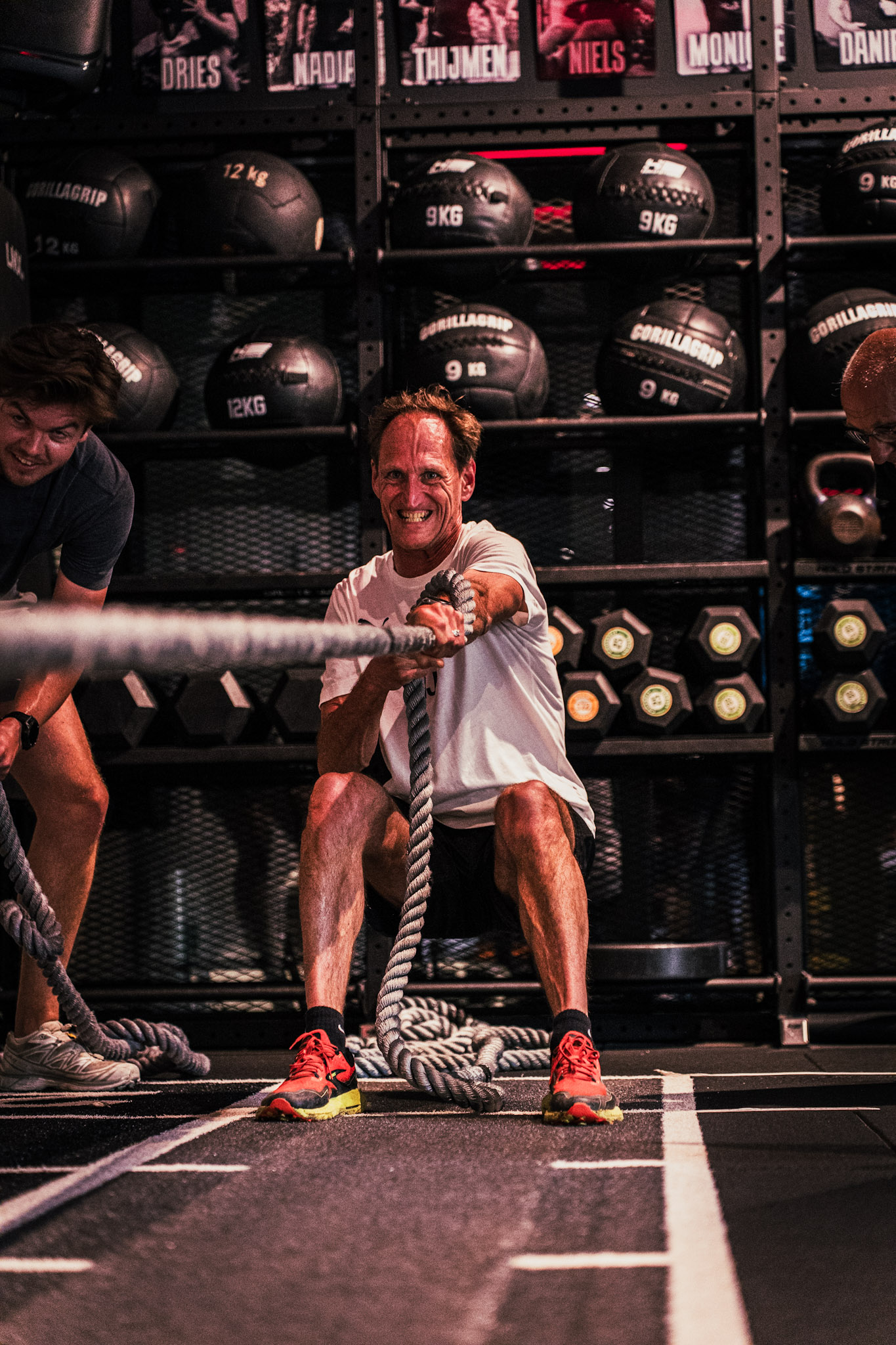 Rope pull · red room